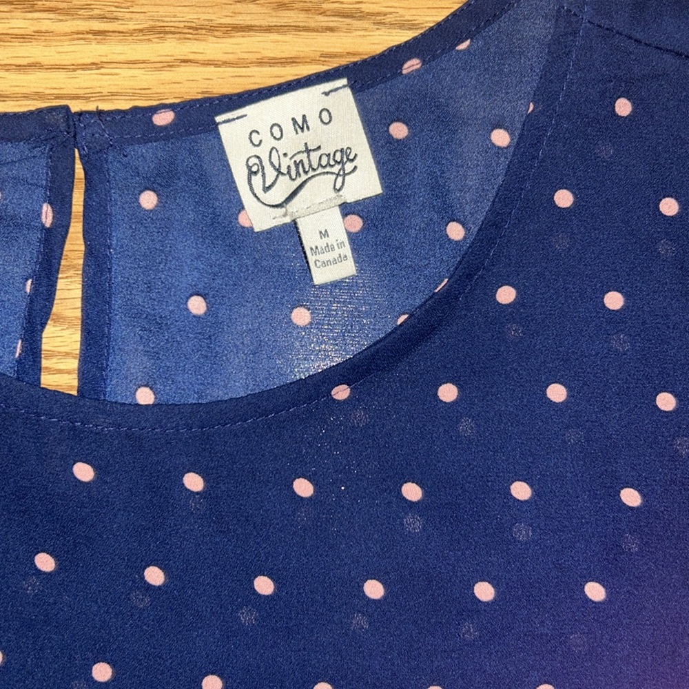 Como Vintage blouse size medium. Navy blue with pink polka dots. Great condition - Picture 3 of 6